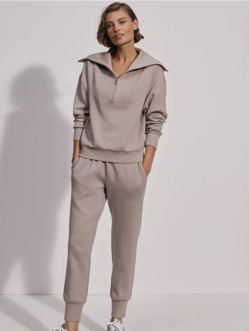 VARLEY Yates Half Zip Sweat Taupe Size Medium - Picture 2 of 12